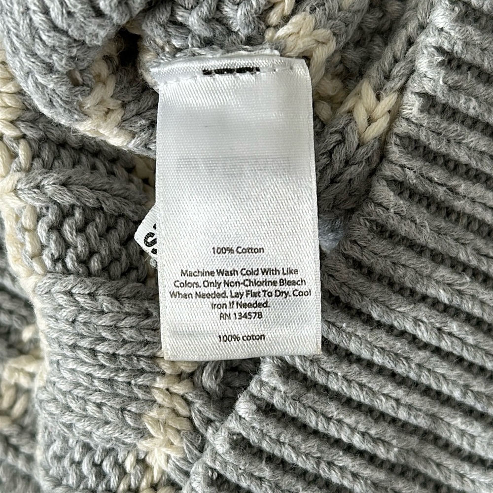 Vineyard Vines Cable Knit Sweater - Picture 3 of 4